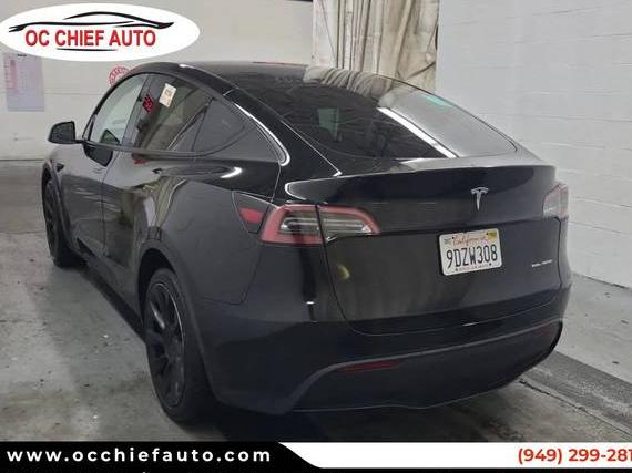 TESLA MODEL Y 2023 7SAYGDEE2PA035953 image